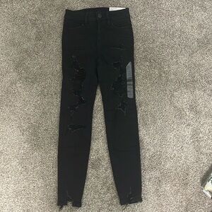 American Eagle Black Ripped High-Rise Jeggings